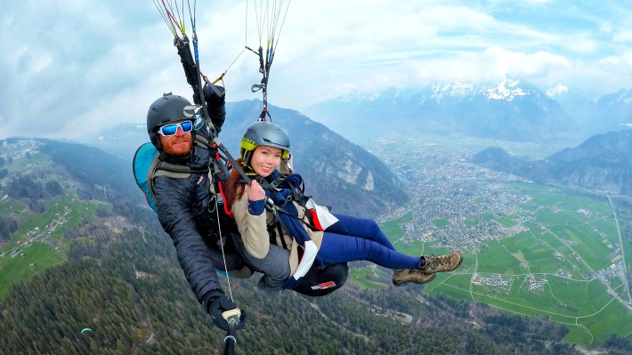 Paragliding-Interlaken-Raevian-5a